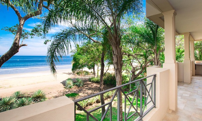 Playa Hermosa Condo | Sol y Mar-Beachfront and Beautiful - 3 bedroom/3 bathroom