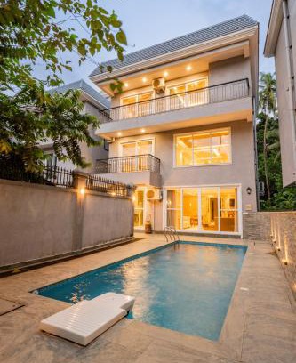 Gauravaddo Villa | Solace AquaVista 5-BHK Villa with Private Pool, Lounge Area & Bar