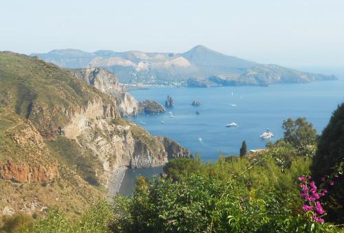 Lipari House | Solandra