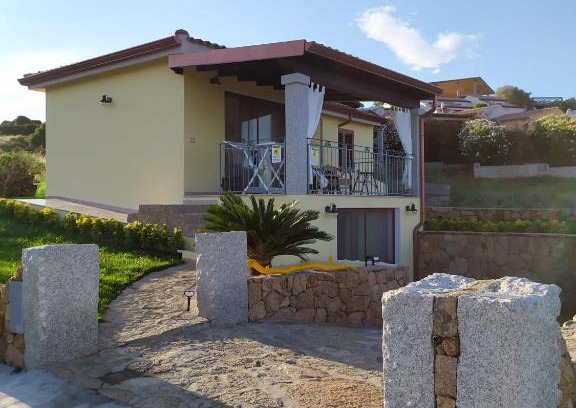 Siniscola House | Sole Comino