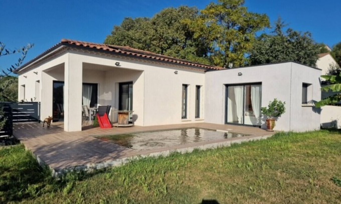Boisset-et-Gaujac Ski Chalet | Soleil du Sud, a holiday home for 6 people with private pool in the Gard region of France.