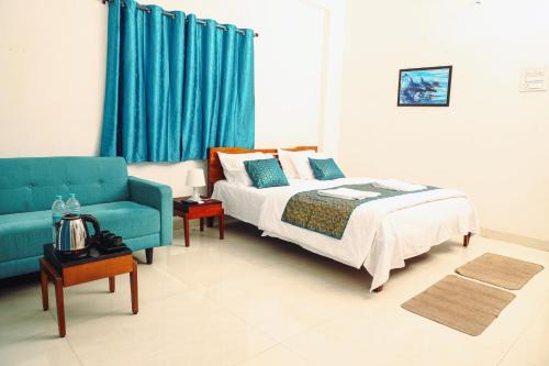 Solapur Hotel | Solis Stay