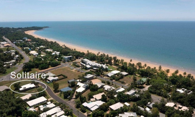 Mission Beach House | Solitaire - Tropical Style - 3 bedrooms