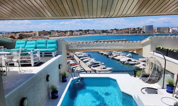L'Escala House | Solo Atico Guest Suites