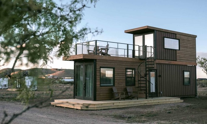 Alpine House | Somewhere in Texas Container Home
