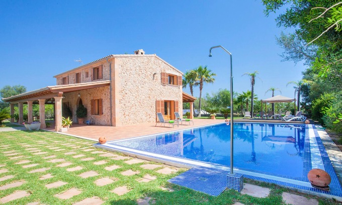 Muro Villa | SON AUBA - Villa with private pool in Muro. Free WiFi