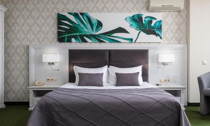 Yavory Hotel | Sonata Hotel & Restaurant "готель Соната"