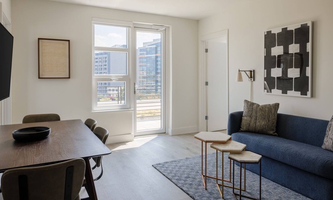 Truxton Circle Apartment | Sonder Vicino | Two-Bedroom Apartment w/ Balcony