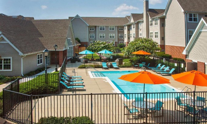 Linthicum Heights Hotel | Sonesta ES Suites Baltimore BWI Airport