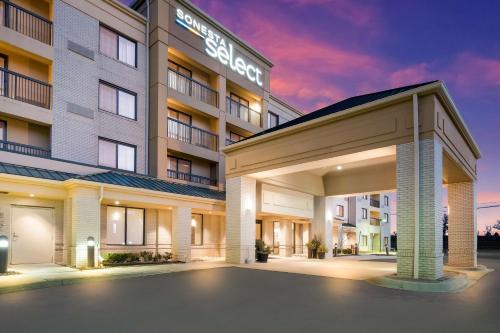 Novi Hotel | Sonesta Select Detroit Novi