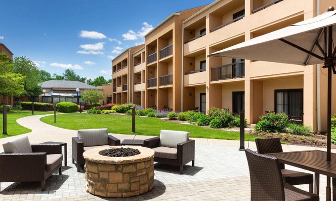Whippany Hotel | Sonesta Select Whippany Hanover