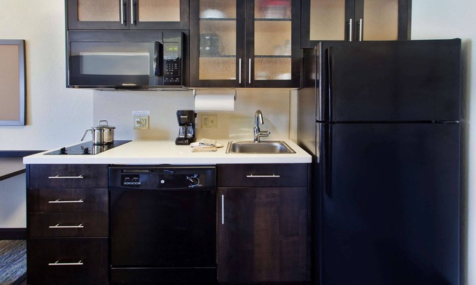 Somerset Hotel | Sonesta Simply Suites Somerset