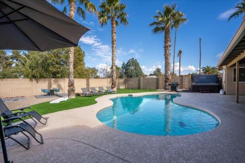 Paradise Valley Village House | Sonora Sunrise