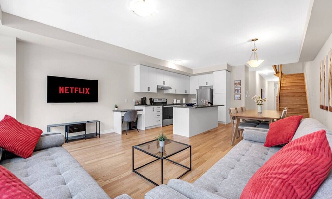 Burlington House | Sophisticated Modern Living