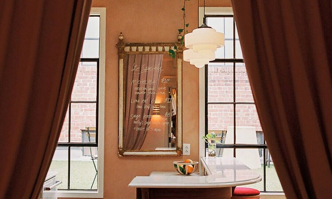 Crossroads Arts District House | Sophisticated surroundings within KC's best boutique hotel.