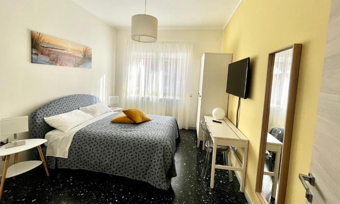 Naples Apartment | Sosta d'Oltremare