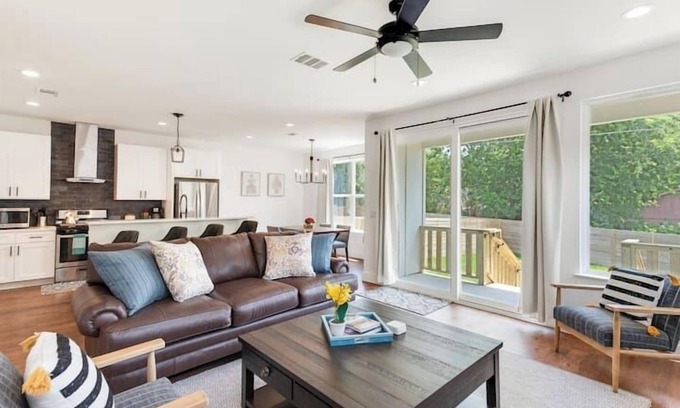 Franklin Park House | South Austin, 3 Bedrooms, Luxury Kitchen