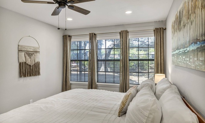 Greater South River City Condo | South Congress Gated Condo