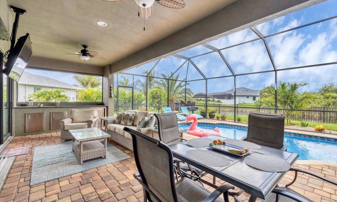 South Gulf Cove House | South Gulf Cove 3 Bedroom Canal Pool Home