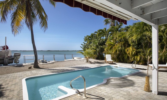 Sugarloaf Shores House | South Point Sunset - Florida Keys waterfront