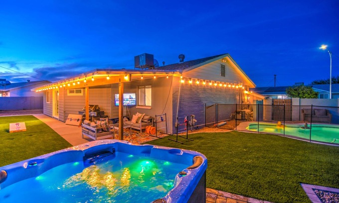 Cox Heights House | South Scottsdale Poolside Getaway!