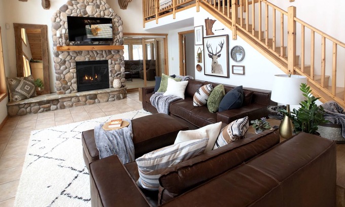 Emily House | South Shore Loft: On Lake Mary