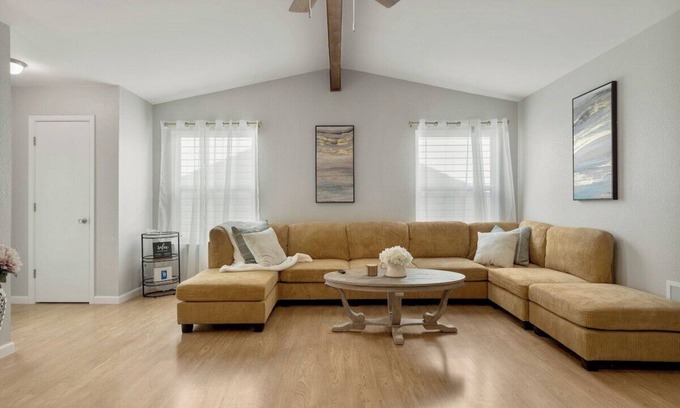 South Tulsa House | South Tulsa: Newly Remodeled