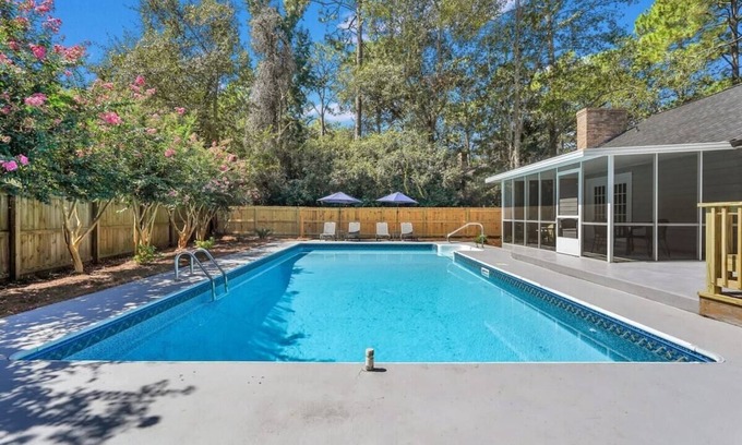 Statesboro House | Southern Splash Retreat Poolside Paradise by GSU