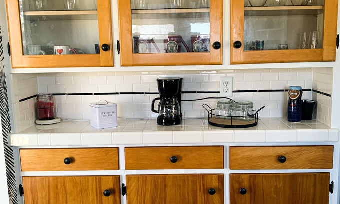 Greater South Side House | Southside hidden gem! Close to DT and airport