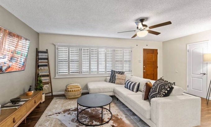 El Paso House | Southwestern Modern 4 Bedroom Home