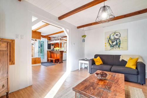 St-Adolphe-d'Howard Ski Chalet | Spa - Chalet au Ptit Bonheur