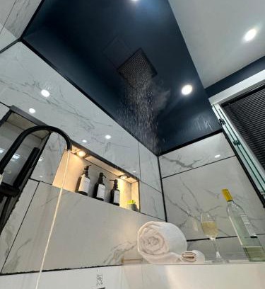 Detroit Apartment | Spa Retreat
