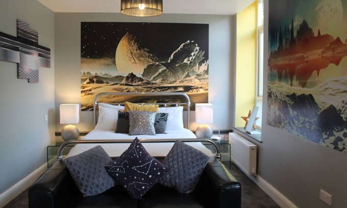 Preston Apartment | Space apartment - The Myriad