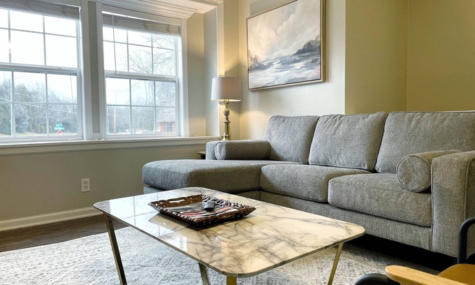 Nall Hills House | Space for the whole family!