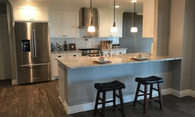Indian Shores House | Space to just be, #room to write (e.g., your books), #refind #connect