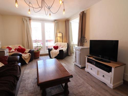 Le Lavachet Apartment | Spacieux Appart 65m² Ski aux Pieds à Tignes – 6 Pers., Wifi, Balcon - FR-1-502-473