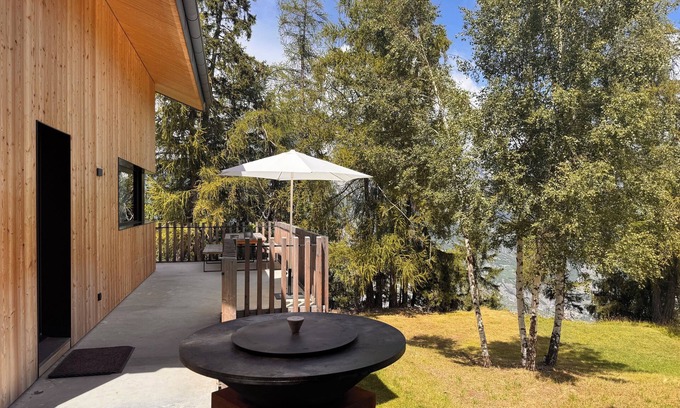 Saint-Pierre-de-Clages Ski Chalet | Spacieux Chalet Neuf Décoré Avec Soins