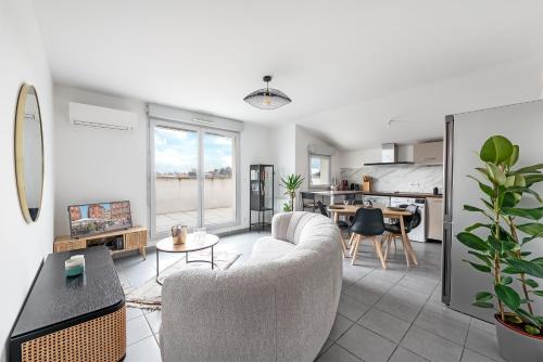 Roseraie Apartment | Spacieux T4 proche centre-ville, Clim et Parking