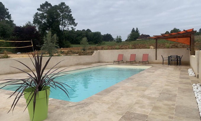 Lunas Other | Spacious Renovated Farmhouse with Swimming Pool - Sleeps 14