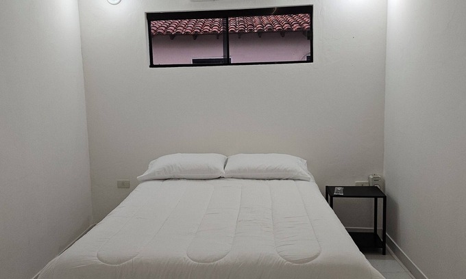 Asuncion Apartment | Spacious 1-bedroom apartment with WiFi, AC in enchanting Asunción