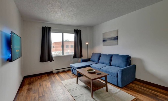 Laval Apartment | Spacious 1 bedroom, with balcony, Laval, all incl