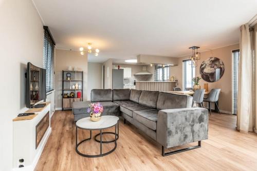 Municipality of Aalsmeer House | Spacious 120m2 Water Villa With Sauna Near Amsterdam