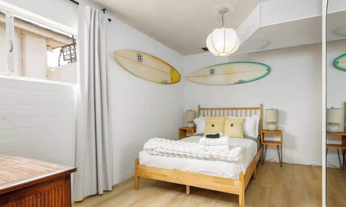 Olde Carlsbad House | Spacious 2 Bed in Carlsbad