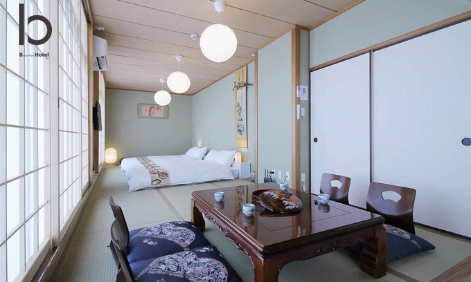 Hiroshima City Centre Apartment | Spacious 2 bedroom Japanese Apt for 10 ppl 401