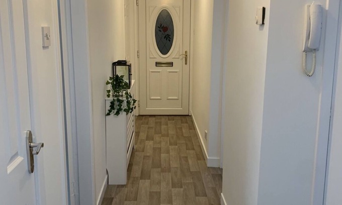 Dumfries Apartment | Spacious 2 bedroom apartment in Dumfries close to town centre