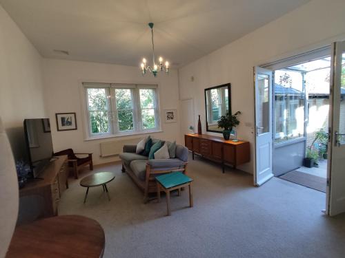 Taunton Apartment | Spacious 2 bedroom apartment