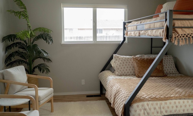 Tri-Cities House | Spacious 2 Bedroom in Kennewick