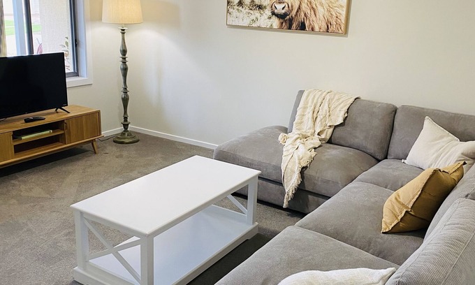 Young Apartment | Spacious 2 bedroom unit ideal for families