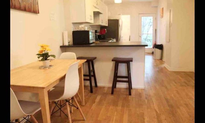 De Lorimier Apartment | Spacious 2bd room Appartement in Plateau Montroyal