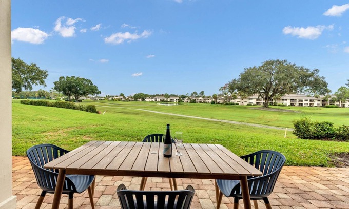 Wesley Chapel Condo | Spacious 2BR Golf Course Condo w/Large Patio, 4 Queen Beds & Workspaces – Perfect for Any Getaway!